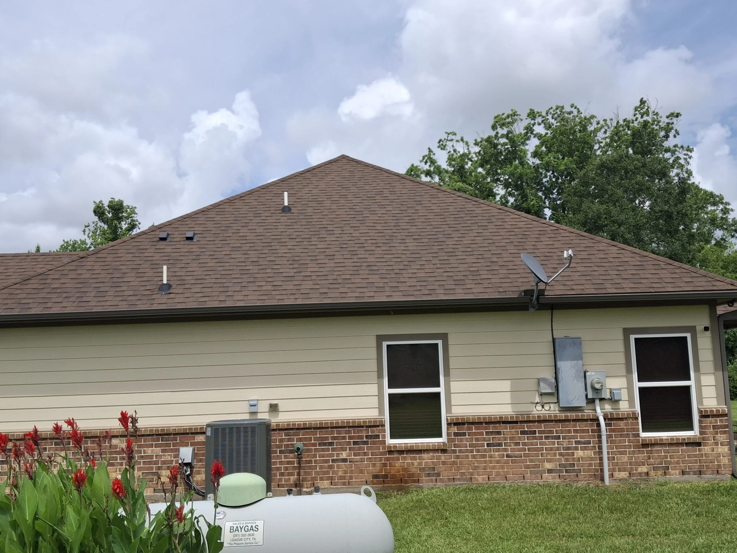 Soft Wash Roof Cleaning method